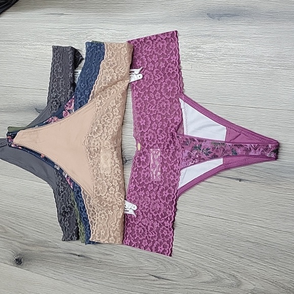 JESSICA SIMPSON THONG. - Picture 7 of 8